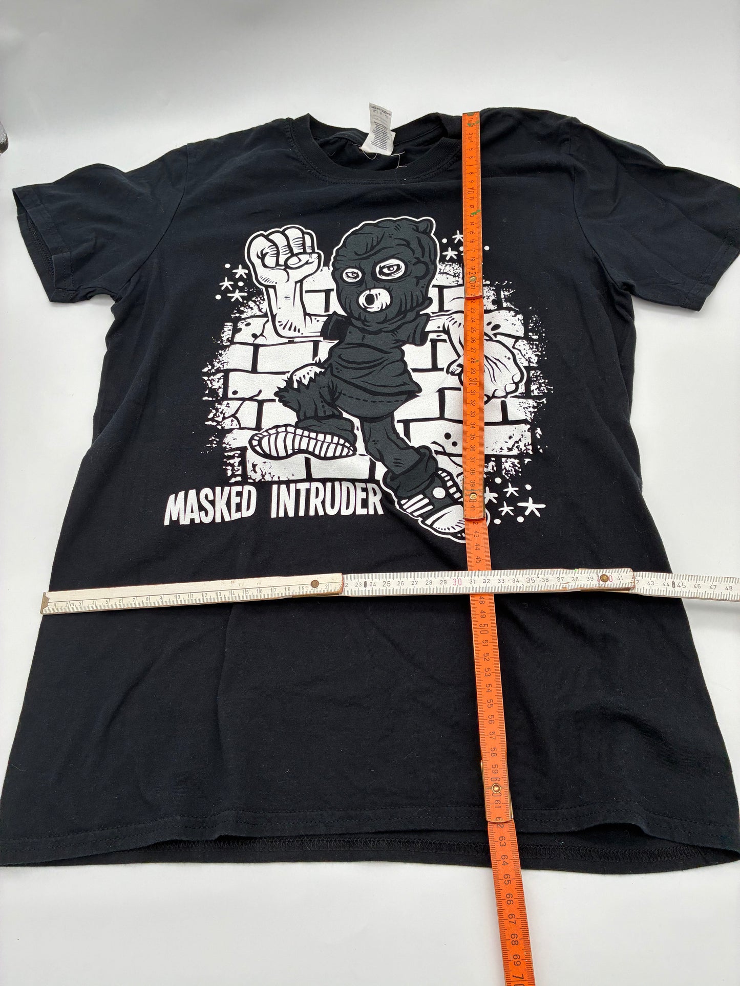 MASKED INTRUDER • Intruder • T-Shirt • M • Second Hand