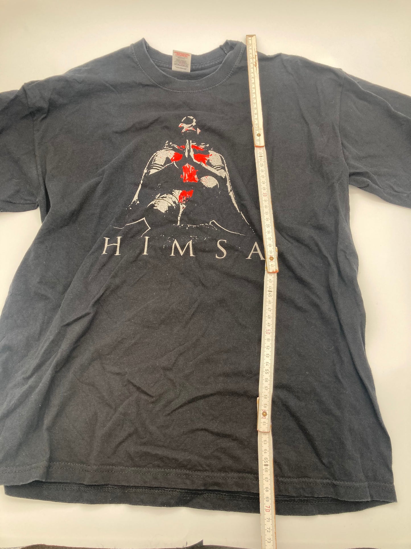 HIMSA • T-Shirt • Second Hand