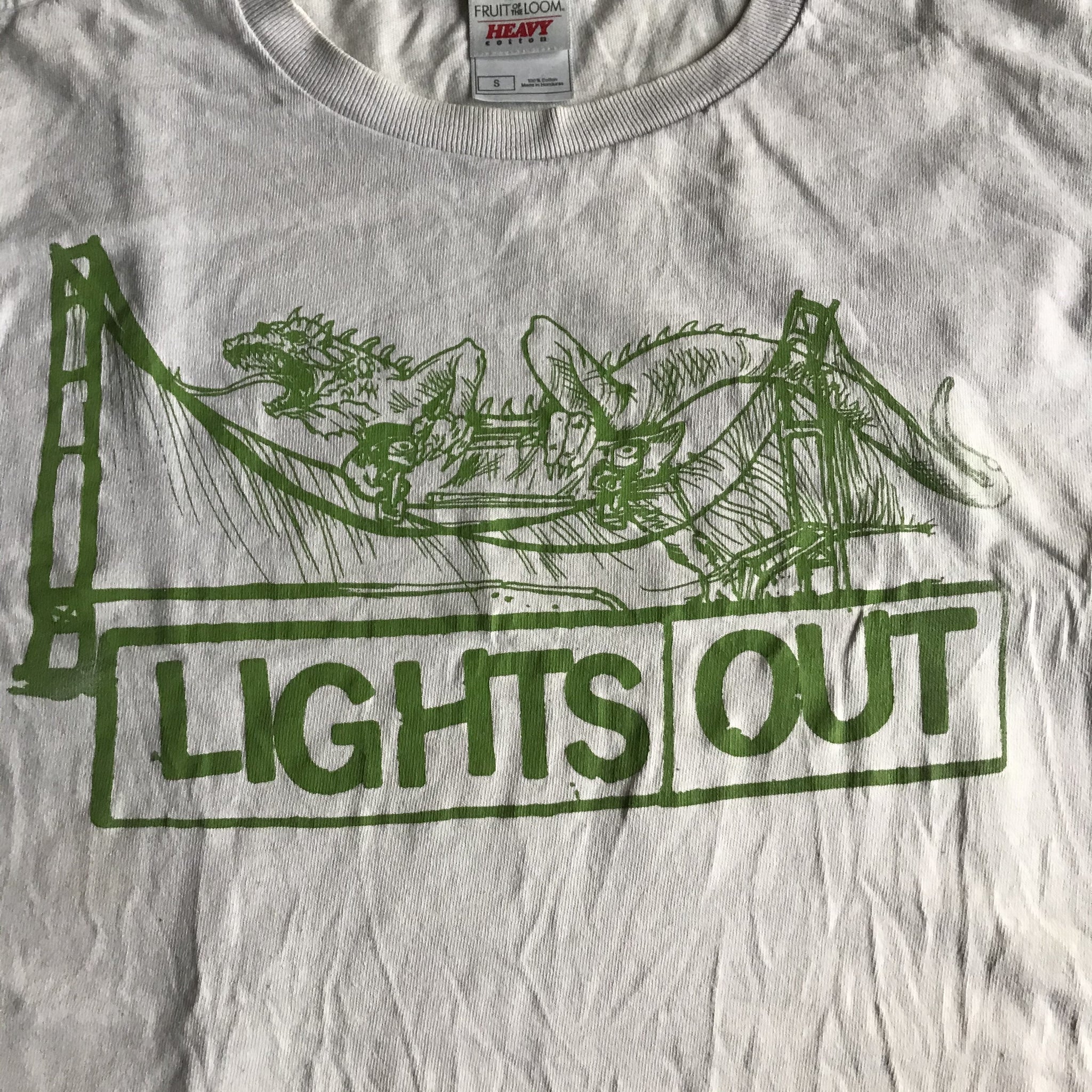 LIGHTS OUT • Lizzard • T-Shirt