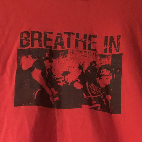 BREATHE IN • T-Shirt