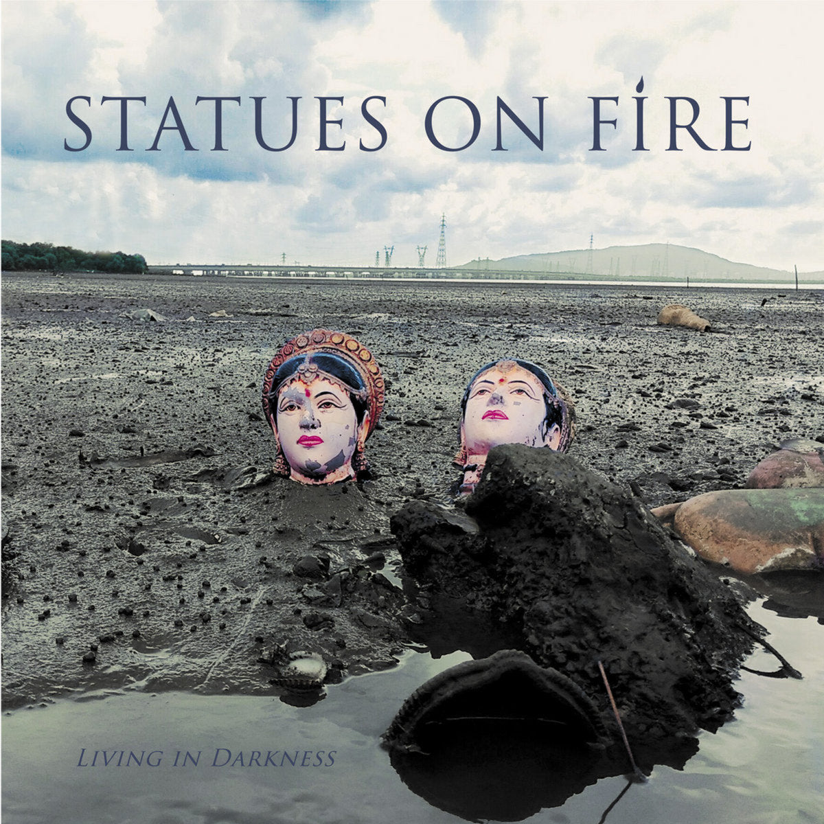 STATUES ON FIRE • Living In Darkness • LP