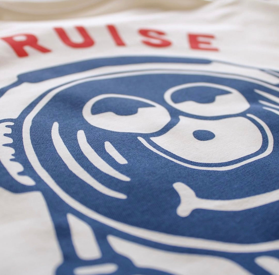 CRUISE RECORDS • Recordguy • T-Shirt • Offwhite